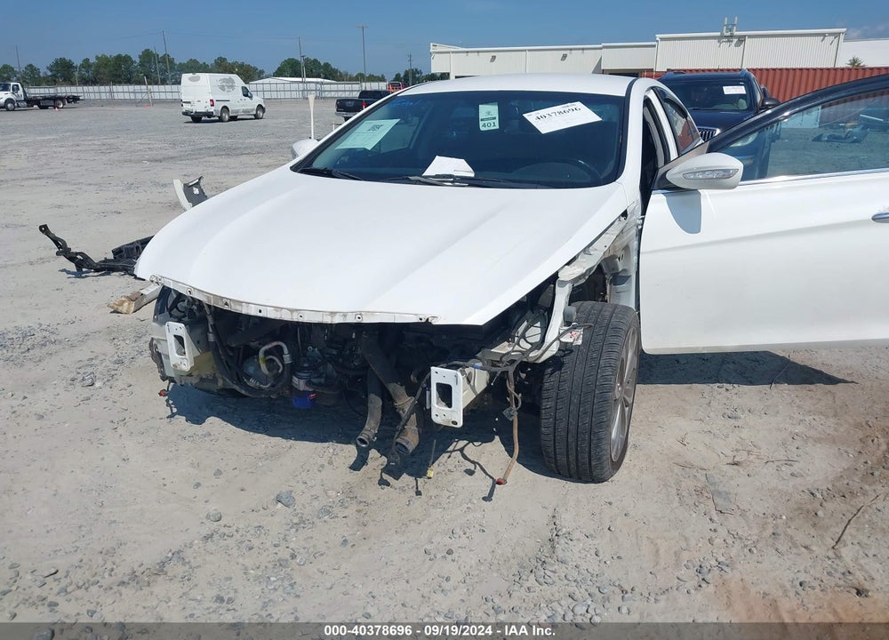 2014 HYUNDAI SONATA SE 2.0T VIN: 5NPEC4AB3EH872610
