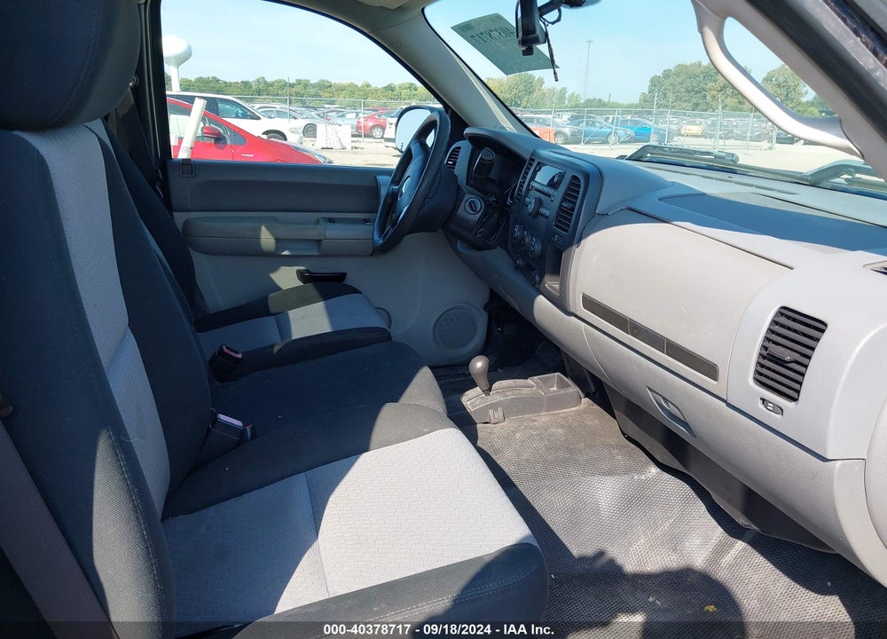 2008 CHEVROLET SILVERADO 1500 WORK TRUCK VIN: 1GCEK14068Z286525