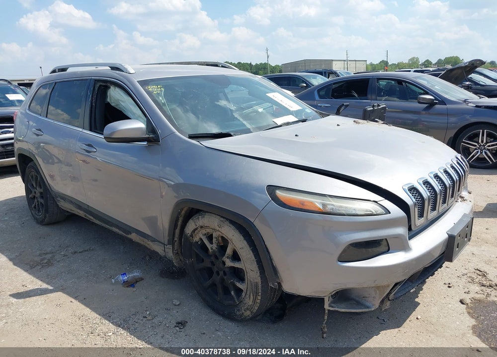2018 JEEP CHEROKEE LATITUDE FWD VIN: 1C4PJLCB9JD519388