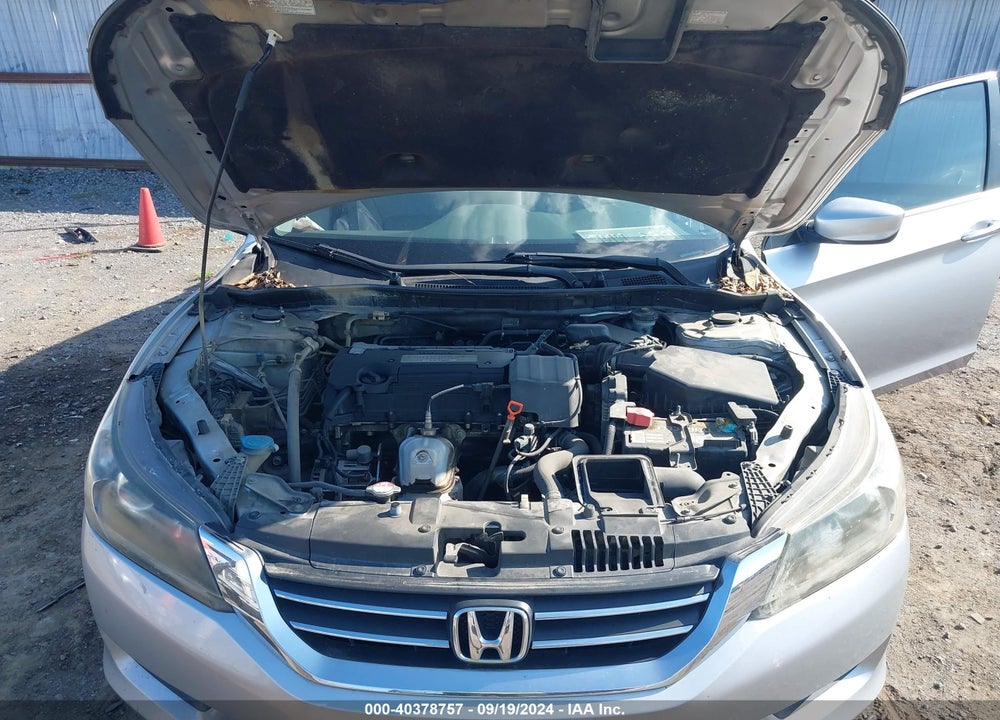 2015 HONDA ACCORD LX VIN: 1HGCR2F39FA022132