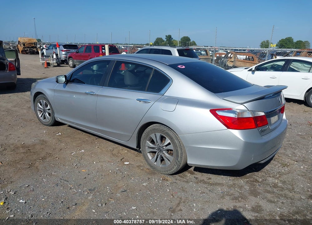 2015 HONDA ACCORD LX VIN: 1HGCR2F39FA022132