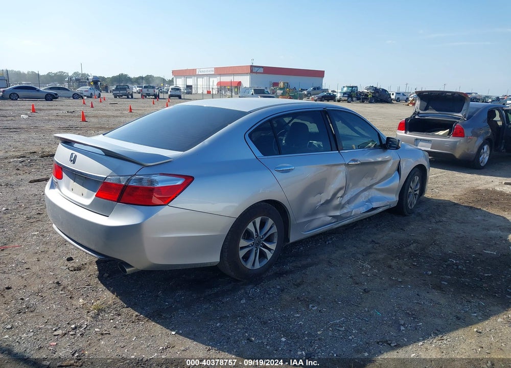2015 HONDA ACCORD LX VIN: 1HGCR2F39FA022132