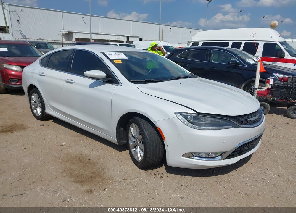 2015 CHRYSLER 200 C VIN: 1C3CCCCB4FN558632