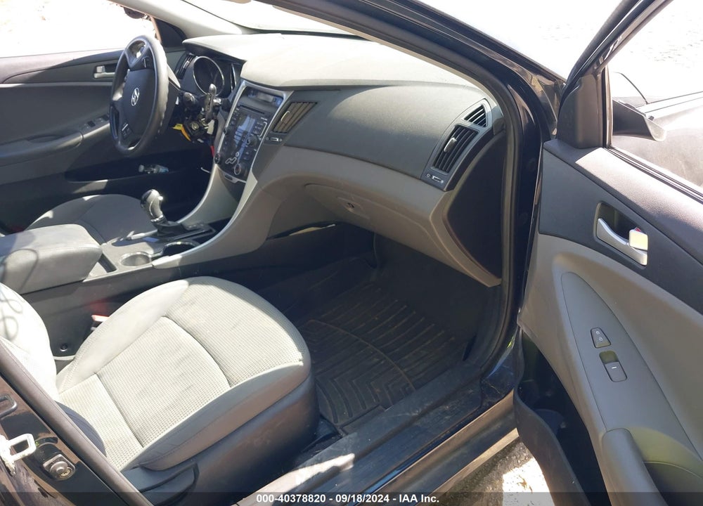 2011 HYUNDAI SONATA GLS VIN: 5NPEB4ACXBH144614