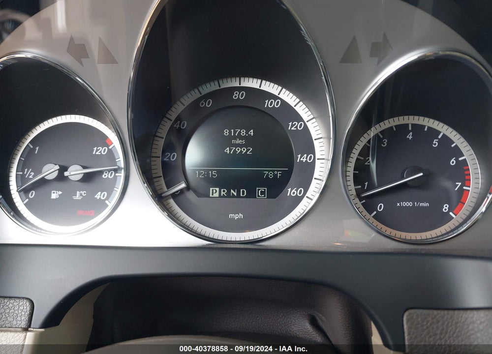 2010 MERCEDES-BENZ C 300 LUXURY/SPORT VIN: WDDGF5EB3AR096875