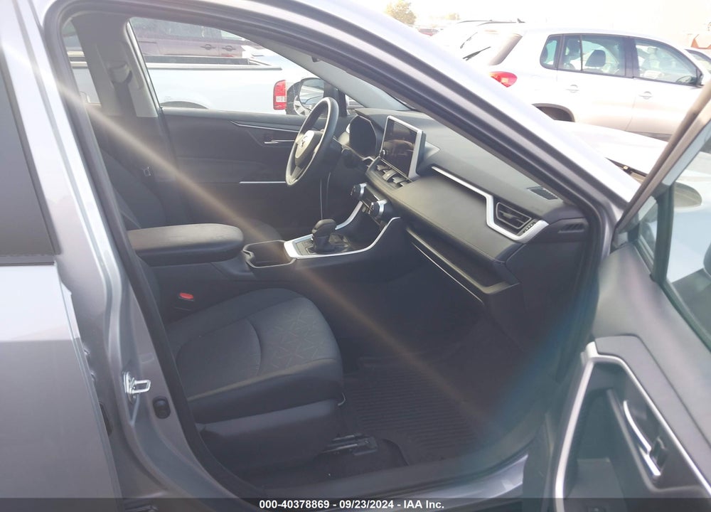 2024 TOYOTA RAV4 HYBRID XLE VIN: 2T3RWRFV7RW231936