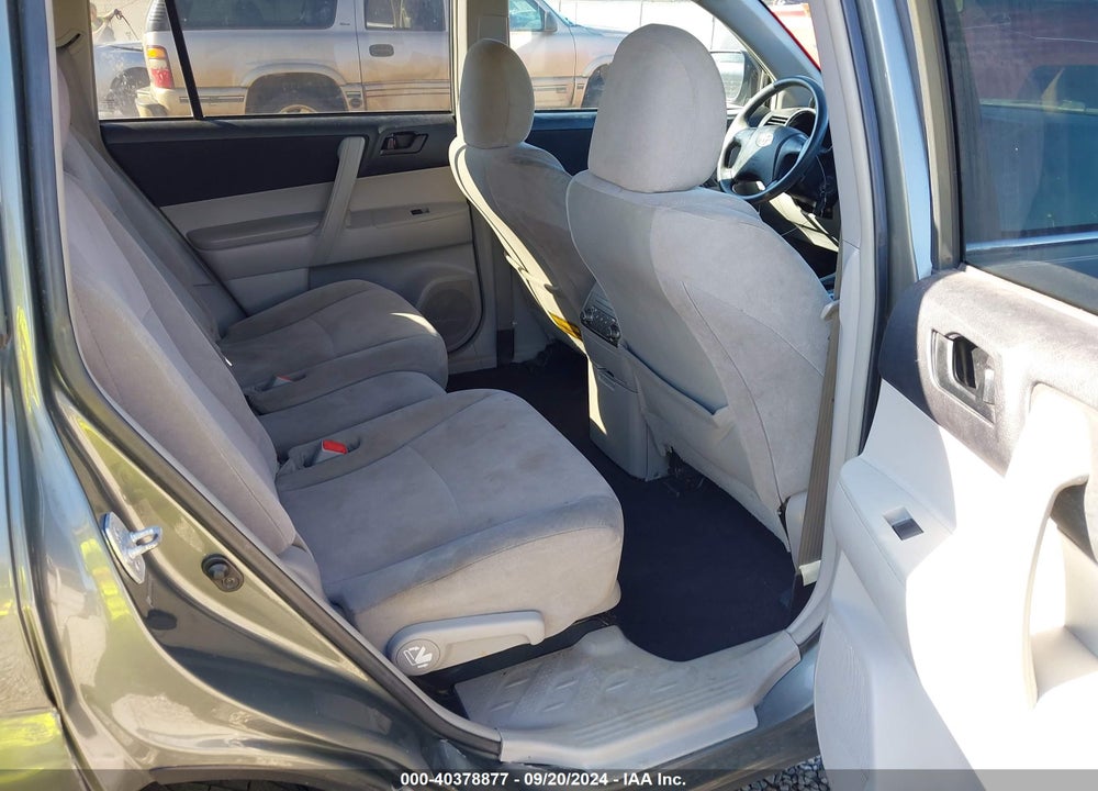 2011 TOYOTA HIGHLANDER VIN: 5TDZA3EH4BS009983