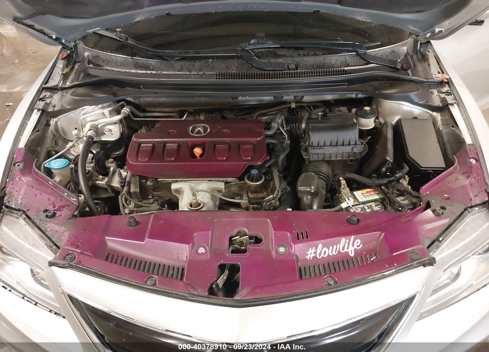 2013 ACURA ILX 2.0L VIN: 19VDE1F58DE006744