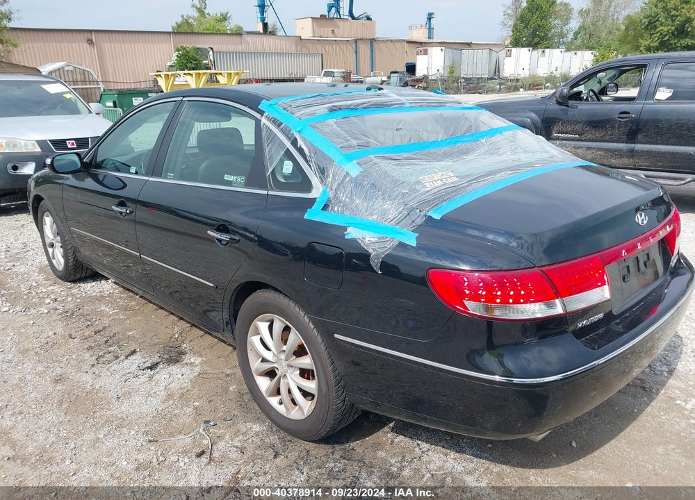 2008 HYUNDAI AZERA LIMITED VIN: KMHFC46F28A263239