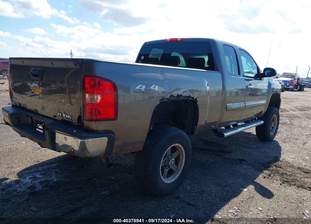 2012 CHEVROLET SILVERADO 1500 LT VIN: 1GCRKSE70CZ274110
