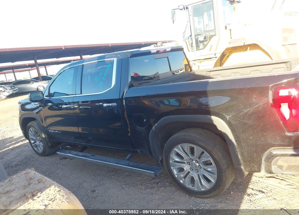 2021 GMC SIERRA 1500 4WD SHORT BOX DENALI VIN: 3GTU9FEL3MG128974
