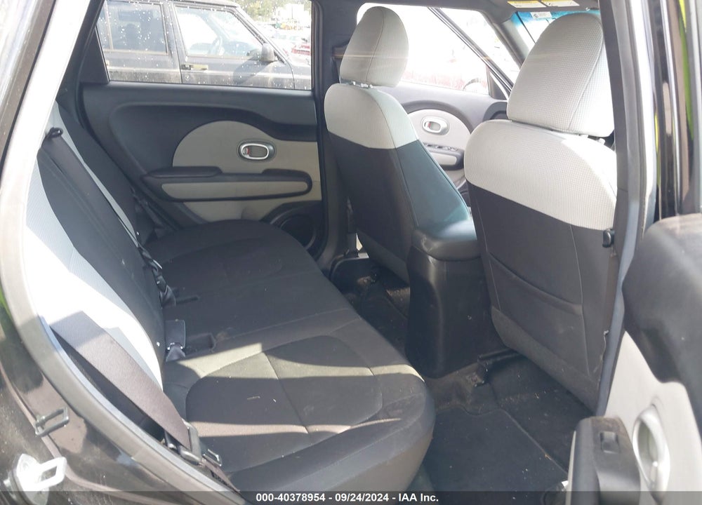 2014 KIA SOUL VIN: KNDJN2A29E7728402