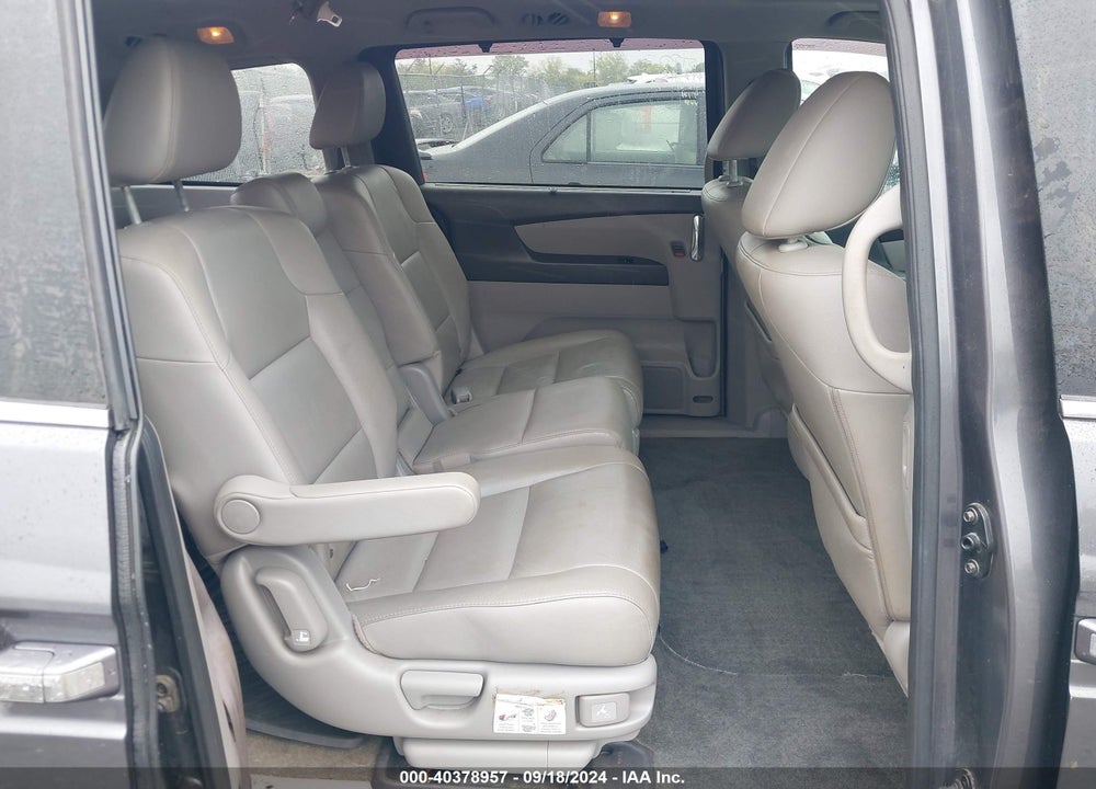 2016 HONDA ODYSSEY EX-L VIN: 5FNRL5H68GB169098