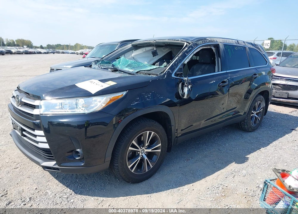 2019 TOYOTA HIGHLANDER LE VIN: 5TDBZRFH3KS713152