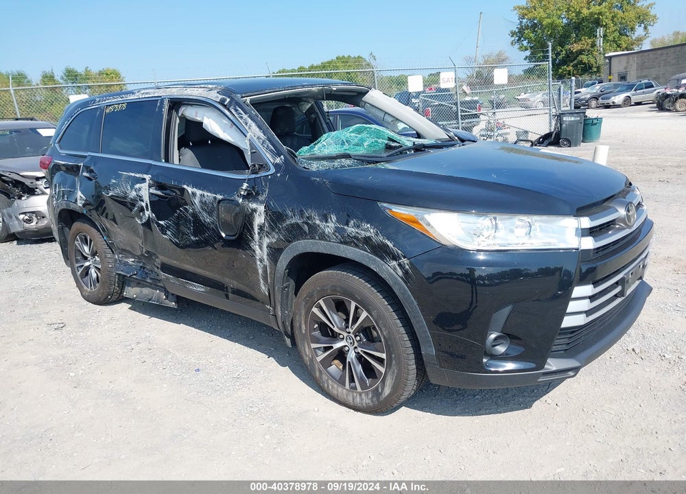 2019 TOYOTA HIGHLANDER LE VIN: 5TDBZRFH3KS713152