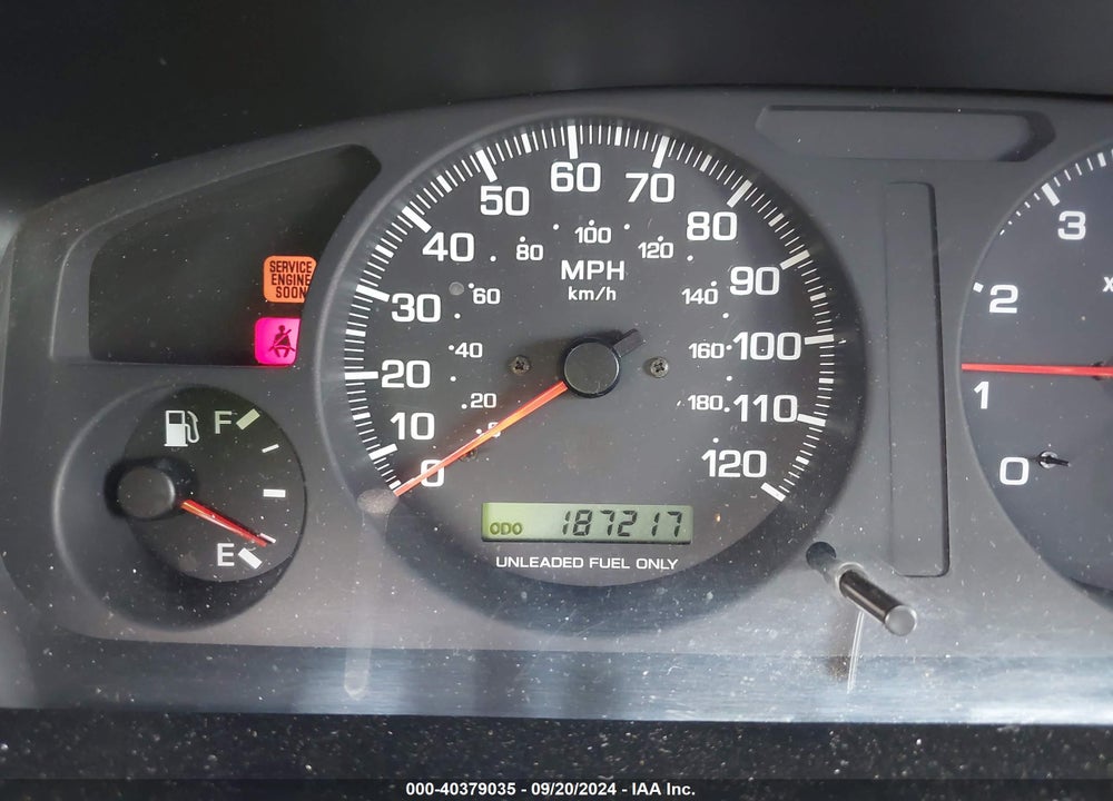 1998 NISSAN PATHFINDER LE/XE VIN: JN8AR05S2WW243758