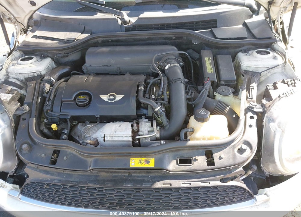 2011 MINI COOPER S VIN: WMWSV3C55BTY14937