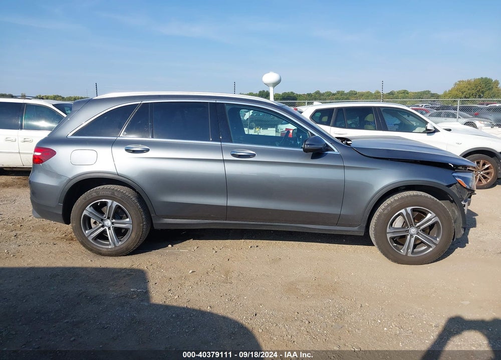 2017 MERCEDES-BENZ GLC 300 4MATIC VIN: WDC0G4KB7HF132676