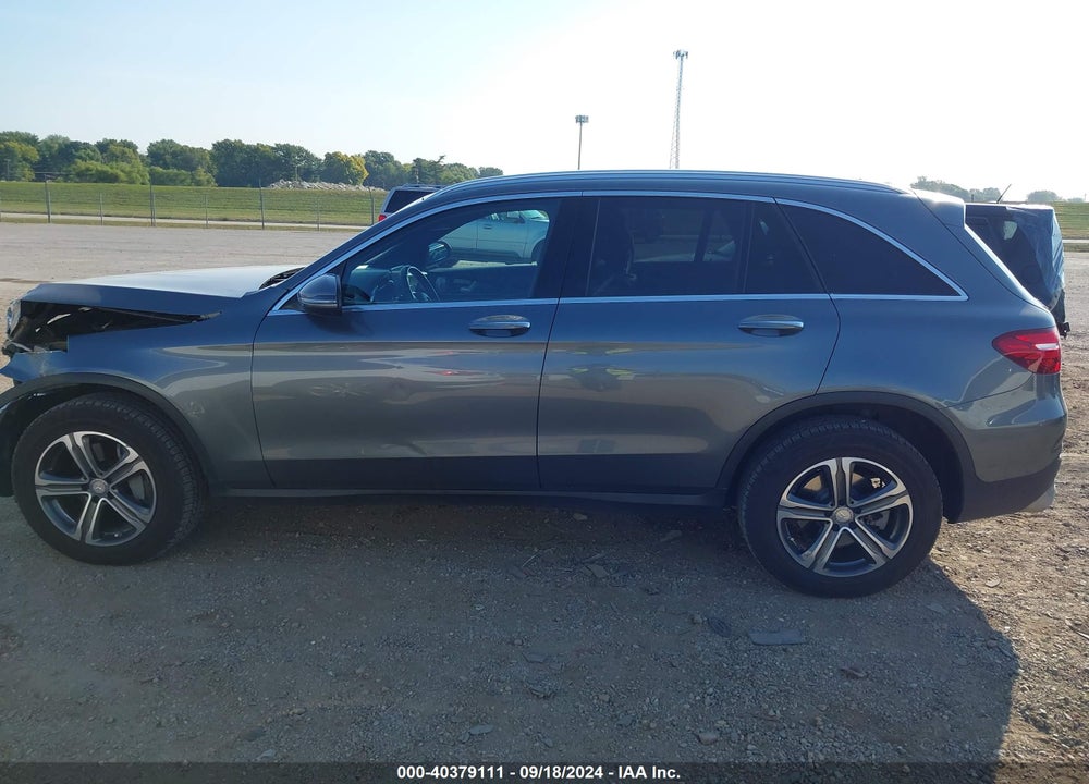 2017 MERCEDES-BENZ GLC 300 4MATIC VIN: WDC0G4KB7HF132676
