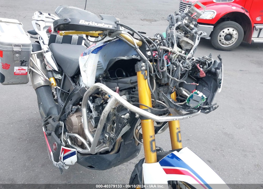 2017 HONDA CRF1000 VIN: JH2SD04G6HK001245