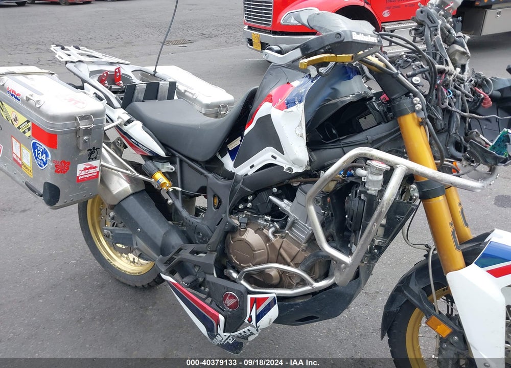 2017 HONDA CRF1000 VIN: JH2SD04G6HK001245