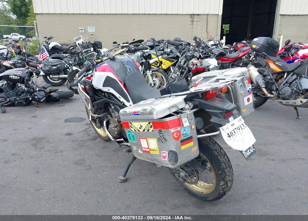 2017 HONDA CRF1000 VIN: JH2SD04G6HK001245