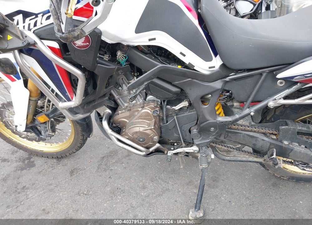 2017 HONDA CRF1000 VIN: JH2SD04G6HK001245
