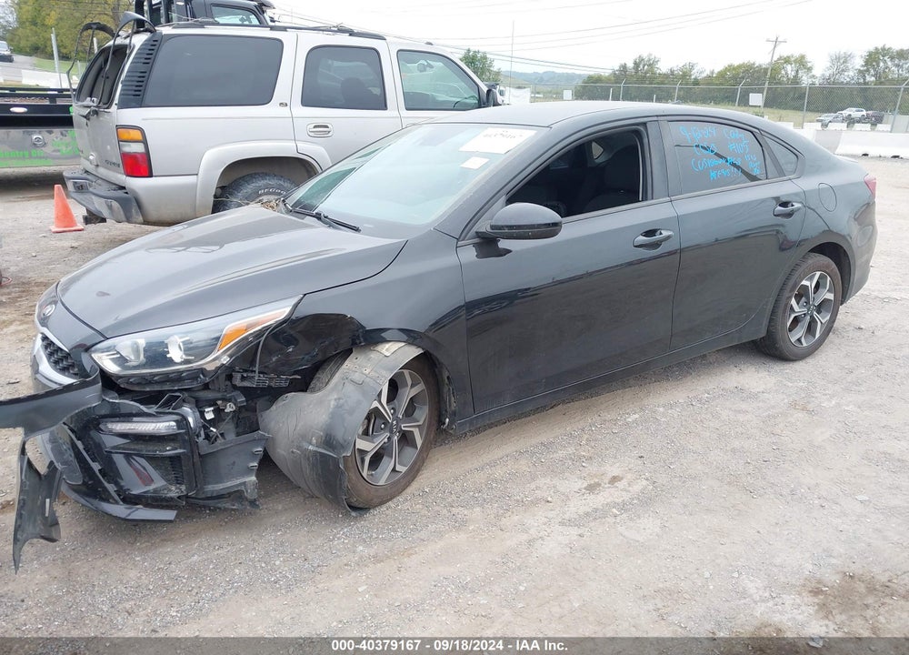 2019 KIA FORTE LXS VIN: 3KPF24AD4KE086288