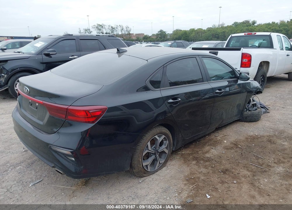 2019 KIA FORTE LXS VIN: 3KPF24AD4KE086288