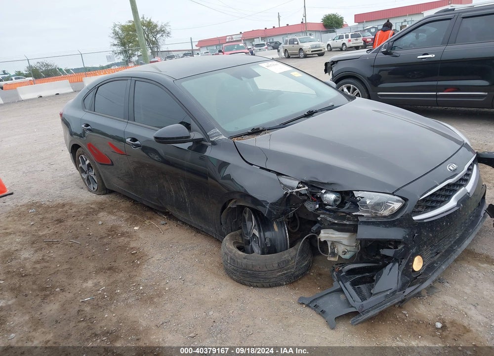 2019 KIA FORTE LXS VIN: 3KPF24AD4KE086288