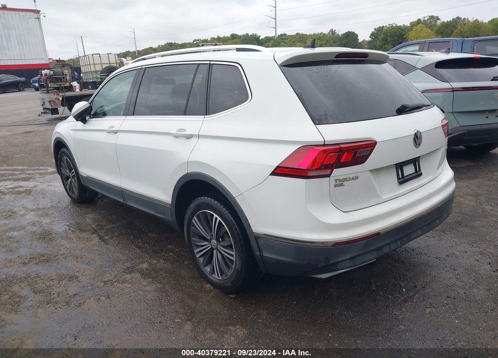 2018 VOLKSWAGEN TIGUAN 2.0T SE/2.0T SEL VIN: 3VV2B7AXXJM084254