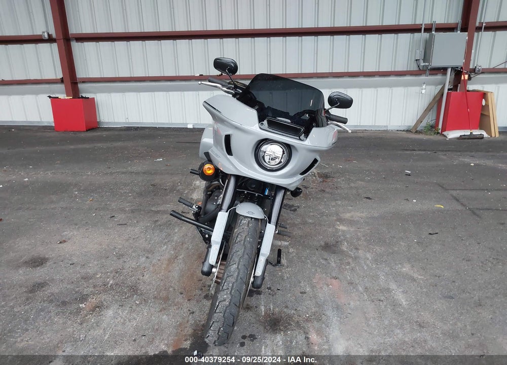 2024 HARLEY-DAVIDSON FXLRST VIN: 1HD1YXZ1XRB041558