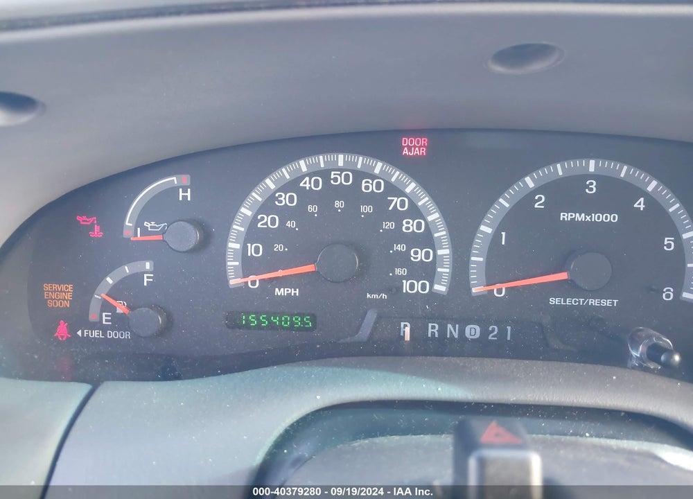 2002 FORD F-150 LARIAT/XLT VIN: 1FTRW07L32KA48735