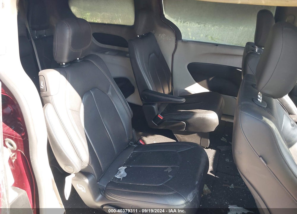 2019 CHRYSLER PACIFICA TOURING L VIN: 2C4RC1BG2KR704742