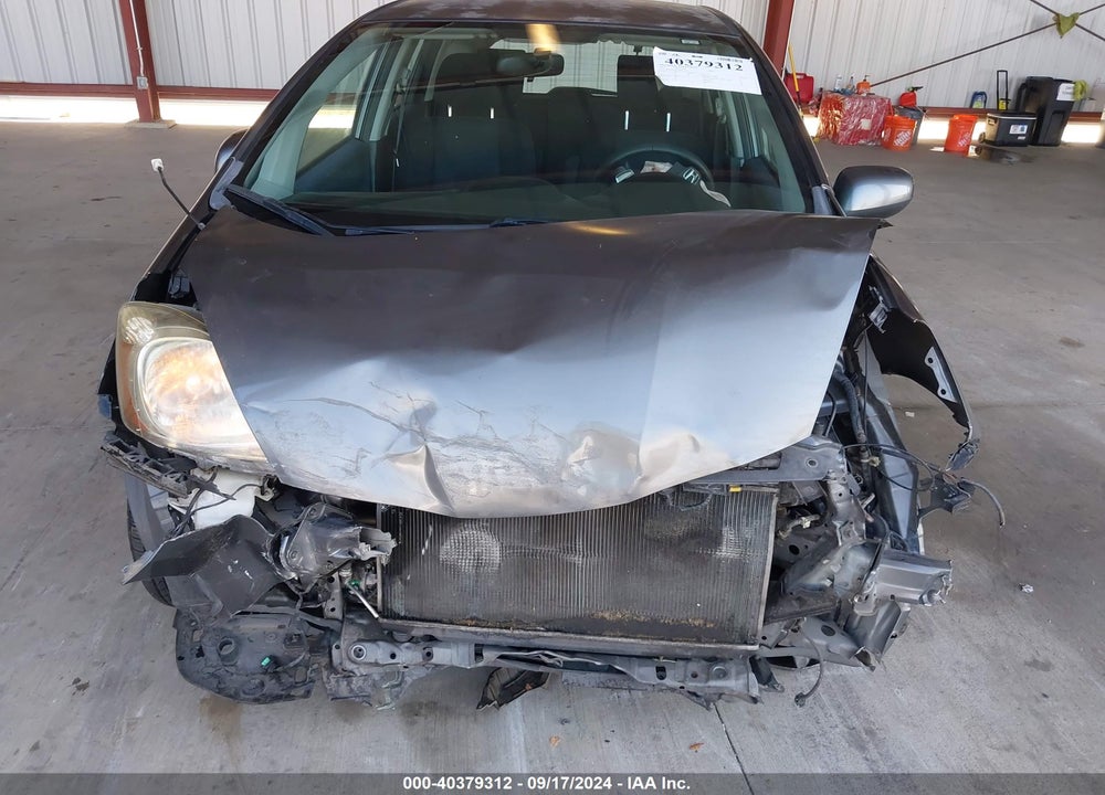 2011 HONDA FIT SPORT VIN: JHMGE8H51BS011190