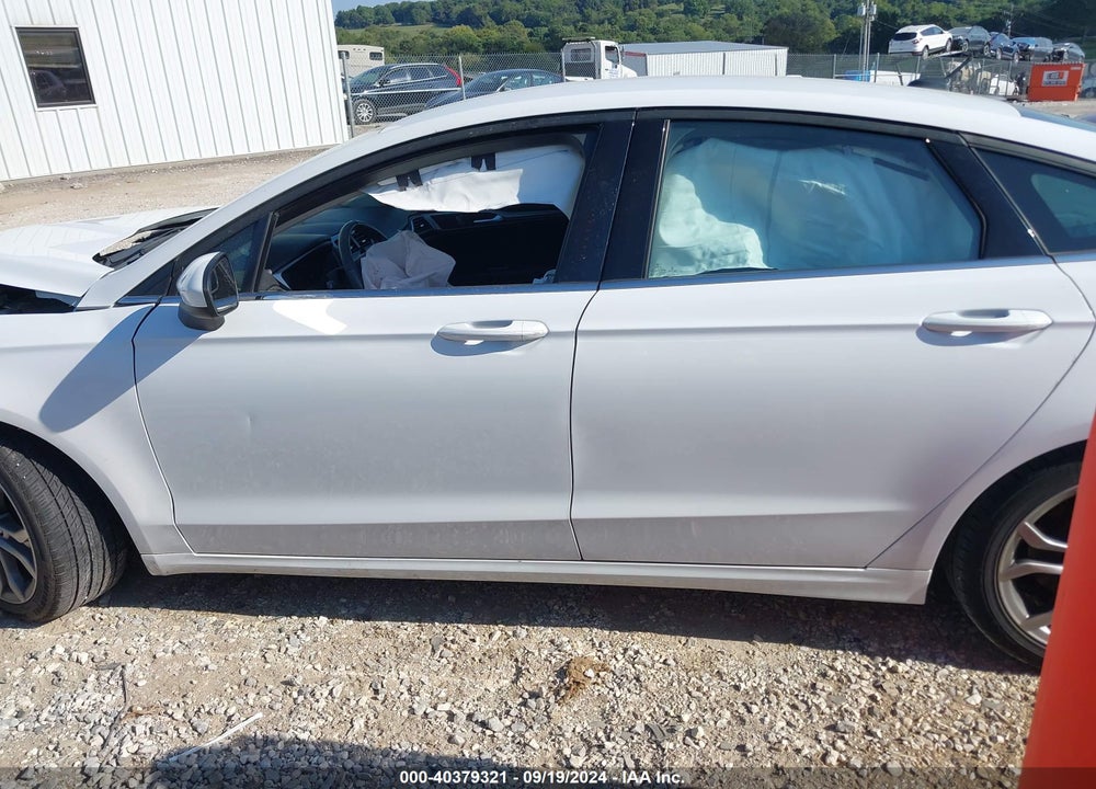 2017 FORD FUSION SE VIN: 3FA6P0HD1HR193483