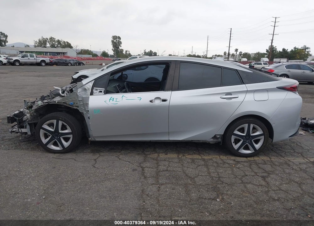2018 TOYOTA PRIUS THREE TOURING VIN: JTDKARFU9J3063988