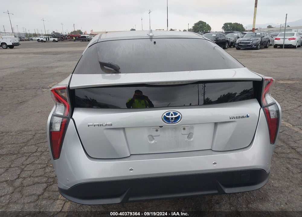 2018 TOYOTA PRIUS THREE TOURING VIN: JTDKARFU9J3063988