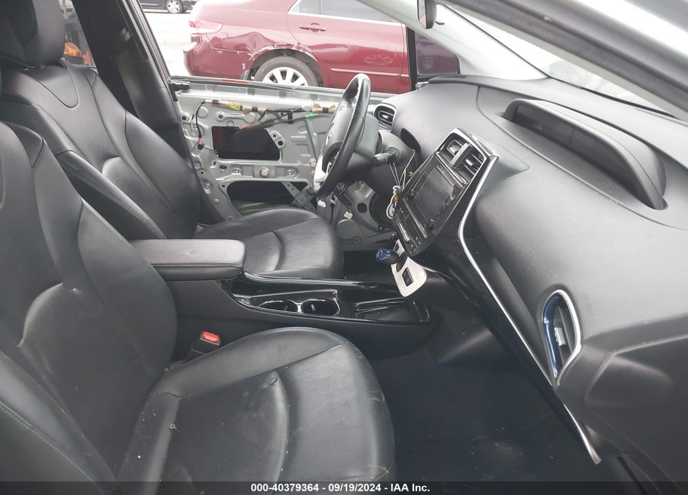 2018 TOYOTA PRIUS THREE TOURING VIN: JTDKARFU9J3063988