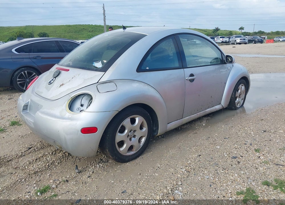 2003 VOLKSWAGEN NEW BEETLE GLS 2.0L VIN: 3VWCK21C33M429529