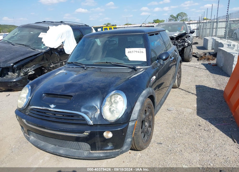 2006 MINI COOPER S VIN: WMWRE33566TL21319