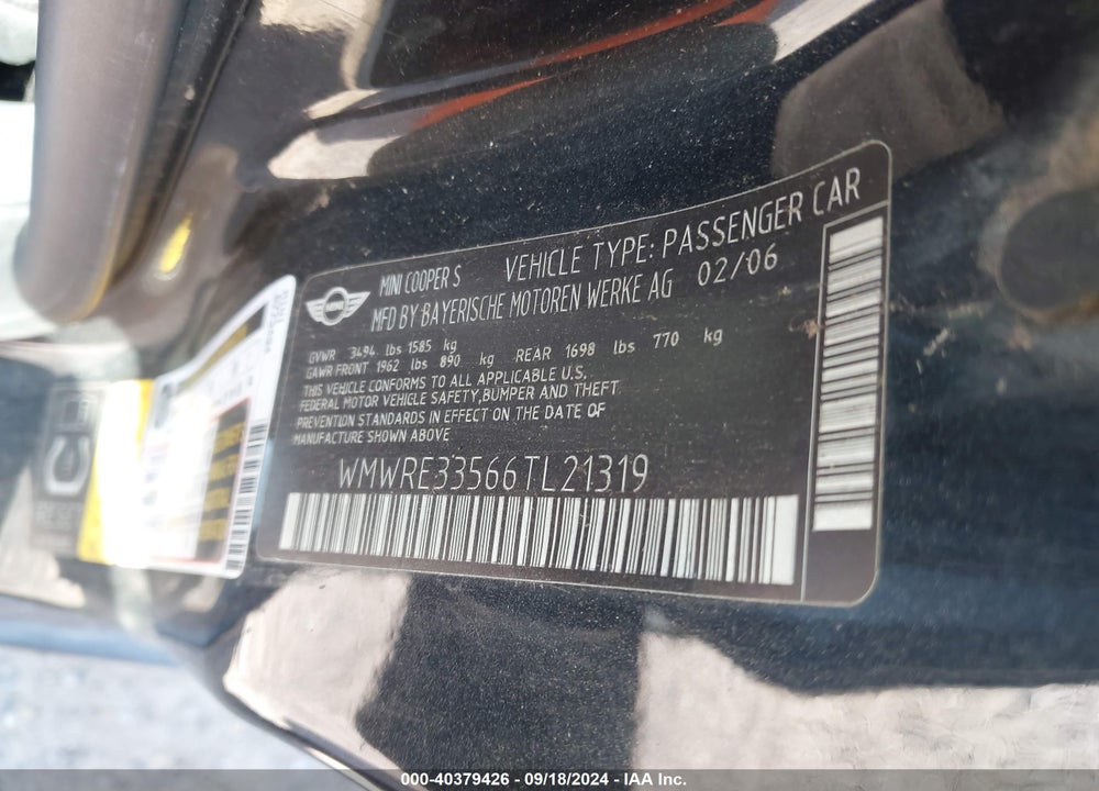 2006 MINI COOPER S VIN: WMWRE33566TL21319