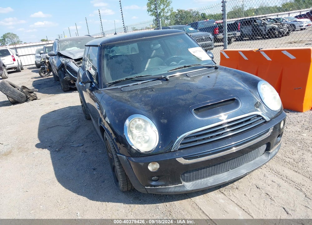 2006 MINI COOPER S VIN: WMWRE33566TL21319