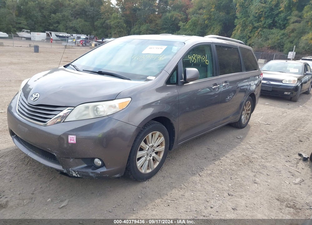 2011 TOYOTA SIENNA XLE VIN: 5TDDK3DC4BS019765