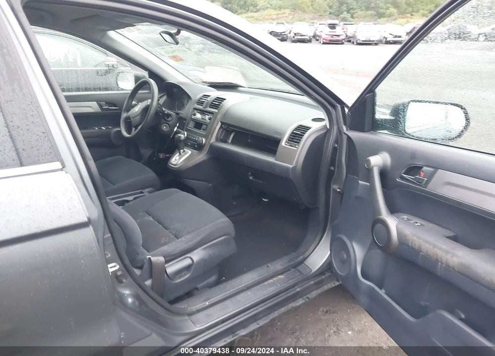 2011 HONDA CR-V LX VIN: 5J6RE4H37BL117018