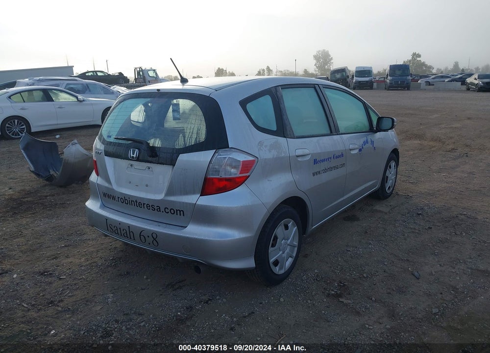 2012 HONDA FIT VIN: JHMGE8H30CC039265