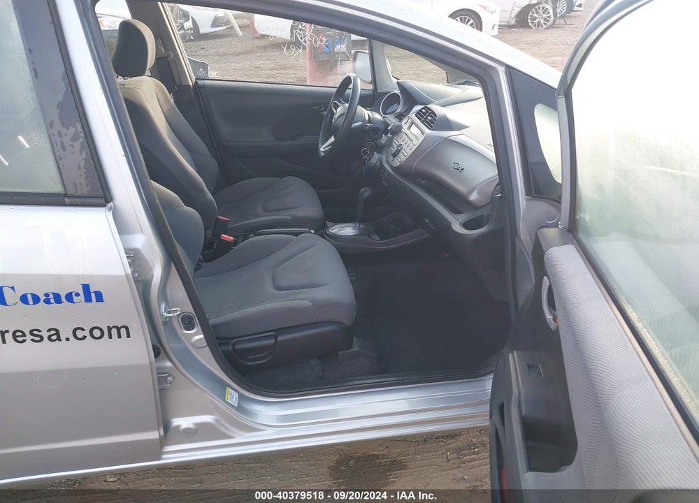 2012 HONDA FIT VIN: JHMGE8H30CC039265