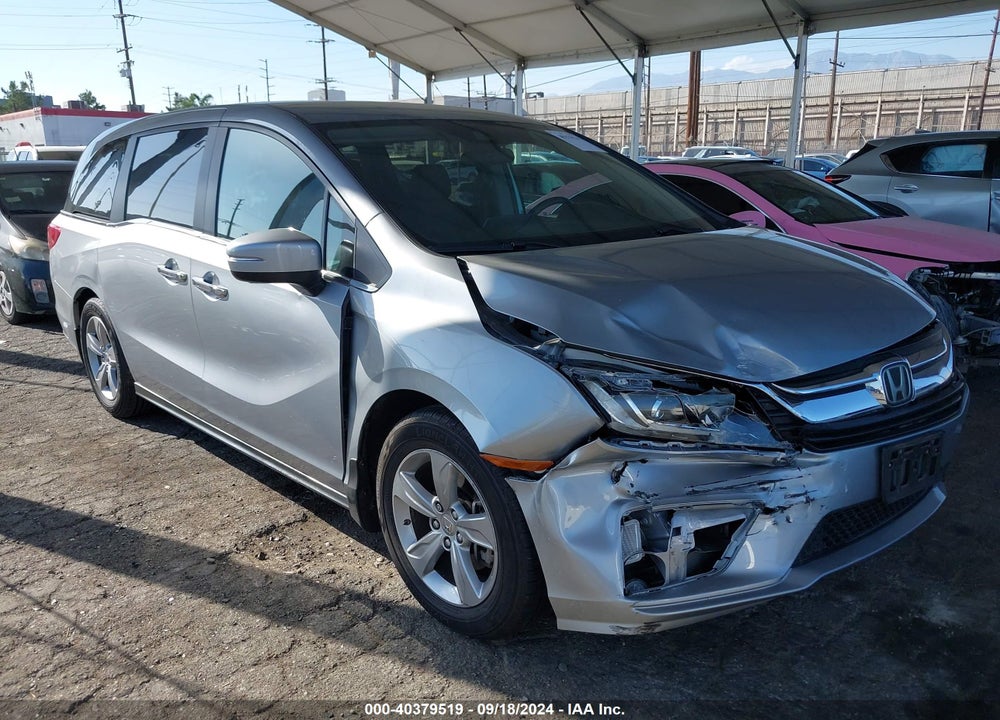 2018 HONDA ODYSSEY EX VIN: 5FNRL6H51JB026157