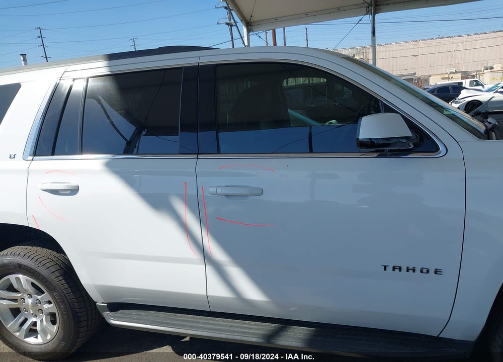 2019 CHEVROLET TAHOE LT VIN: 1GNSCBKCXKR122034