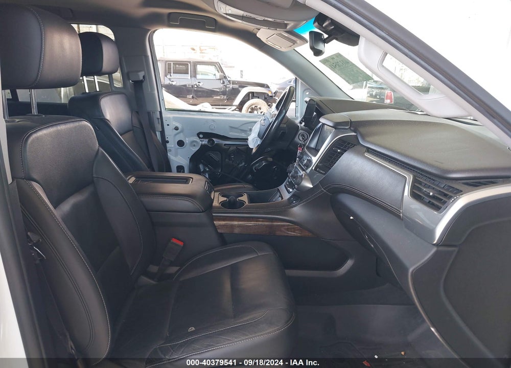 2019 CHEVROLET TAHOE LT VIN: 1GNSCBKCXKR122034